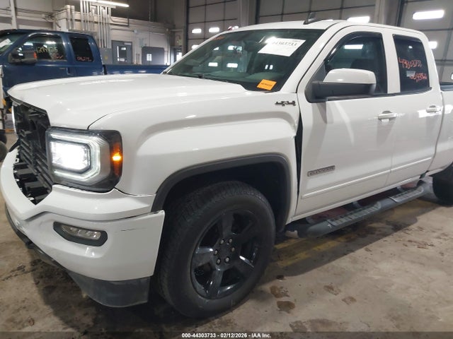 GMC SIERRA 1500 2018 1GTV2LEC8JZ258753 Image 18