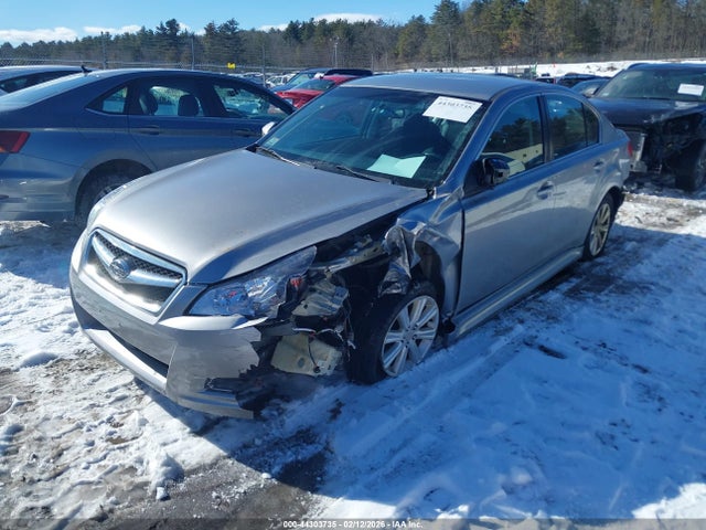 44303735 :رقم المزاد ، 4S3BMBC65B3239358 vin ، 2011 Subaru Legacy 2.5i Premium مزاد بيع