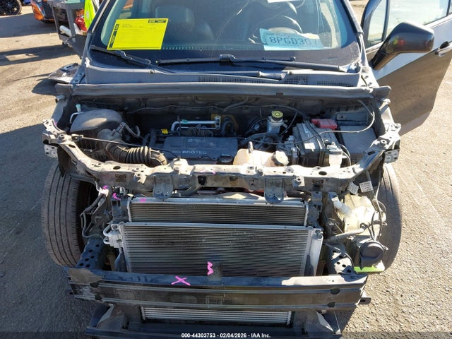 KL7CJLSB0KB860415 Chevrolet Trax Lt