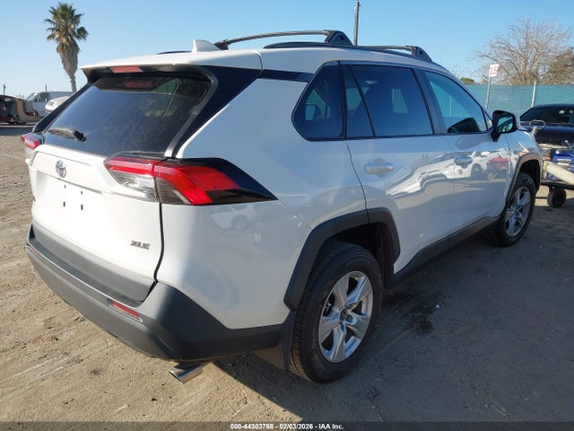 Toyota Rav4 Xle 2021 2T3W1RFV5MW152954 Image 4