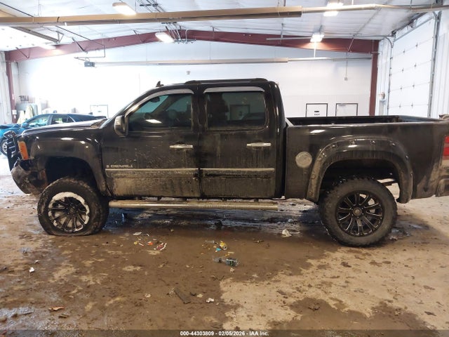 44303809 :رقم المزاد ، 2GTEK638771689182 vin ، 2007 Gmc Sierra 1500 Denali مزاد بيع