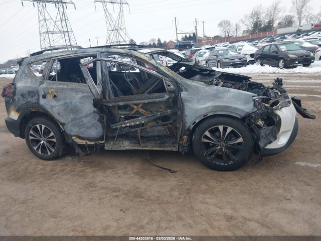 Toyota Rav4 Limited 2015 2T3DFREV7FW341022 Image 13