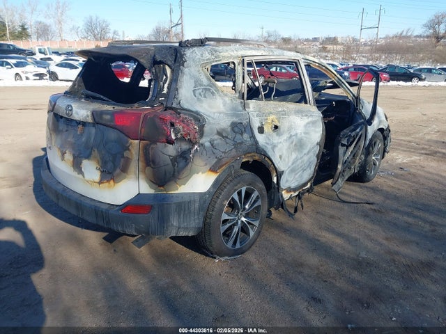 Toyota Rav4 Limited 2015 2T3DFREV7FW341022 Image 4