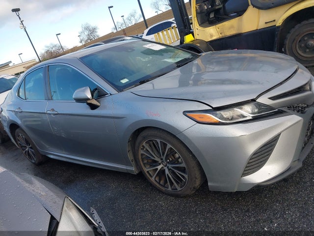 4T1B11HK8KU211696 Toyota CAMRY SE