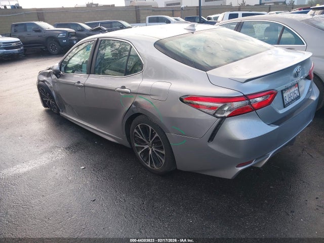2019 TOYOTA CAMRY 4T1B11HK8KU211696 Photo 2