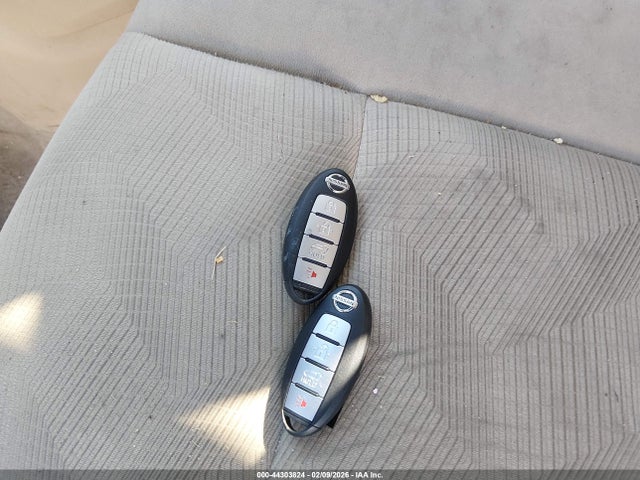 2014 Nissan Rogue Sv მანქანა იყიდება აუქციონზე, vin: 5N1AT2MT8EC780102, აუქციონის ნომერი: 44303824