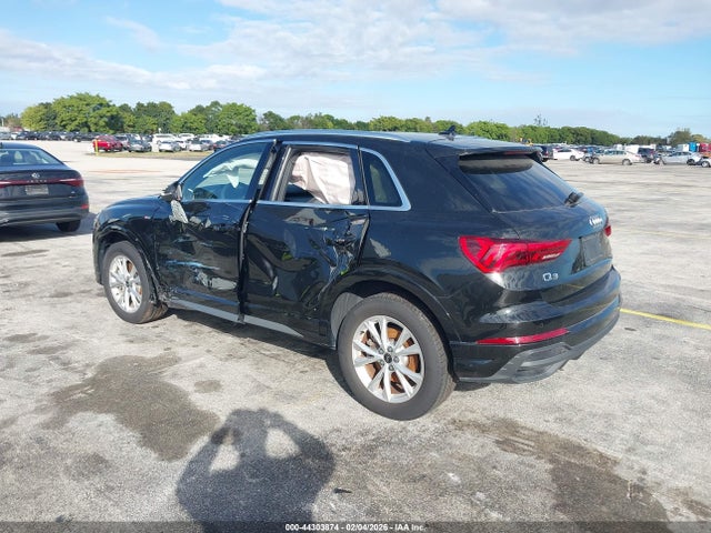 2025 AUDI Q3 WA1DECF35S1006194 Photo 2