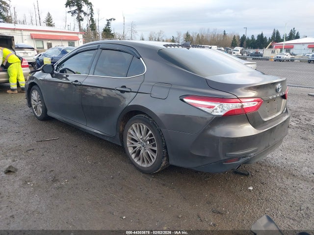 4T1B21HKXJU503247 Toyota Camry Hybrid Xle