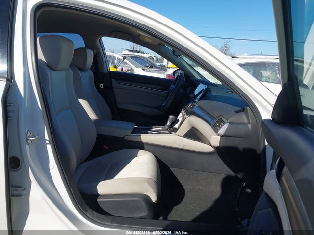 1HGCV1F10JA259833 Honda ACCORD LX
