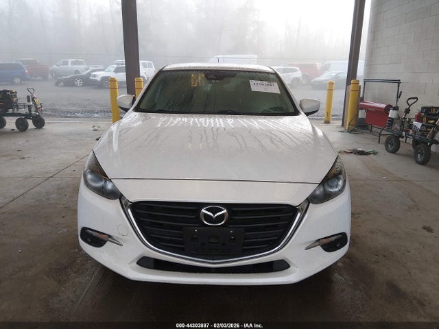 3MZBN1L32JM249918 Mazda Mazda3 Touring