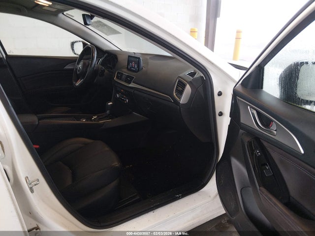 3MZBN1L32JM249918 Mazda Mazda3 Touring