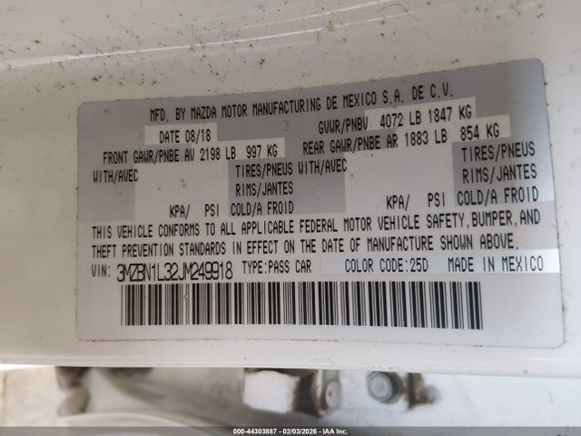 3MZBN1L32JM249918 Mazda Mazda3 Touring