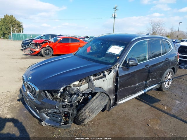 2021 BMW X3 5UXTY5C00M9G76160 Photo 1