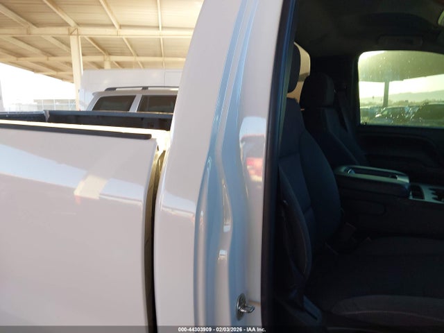 1GT01YEG0FZ555908 GMC Sierra 2500hd Sle