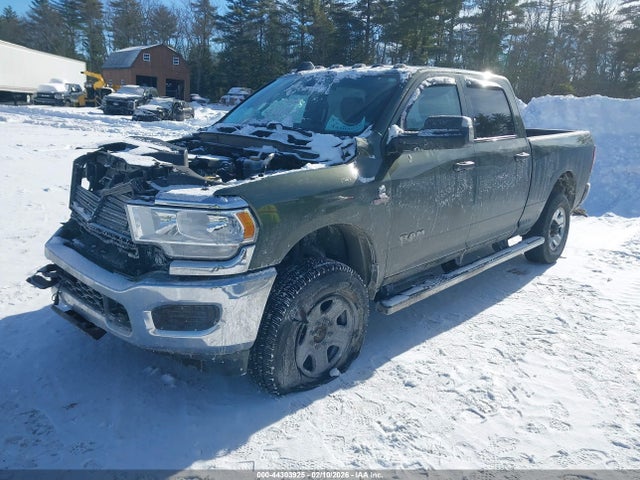 3C6UR5CL1MG607625 RAM 2500 Tradesman 4x4 6&#039;4 Box