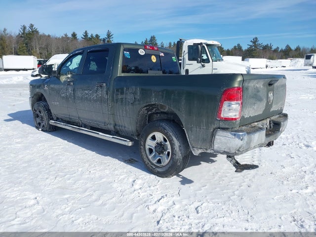 3C6UR5CL1MG607625 RAM 2500 Tradesman 4x4 6&#039;4 Box