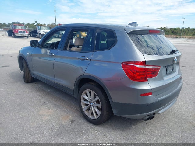 2013 BMW X3 5UXWX9C58D0A17914 Photo 2