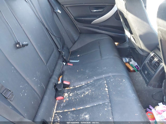 2016 BMW 320I WBA8A3C55GK689697 Photo 7