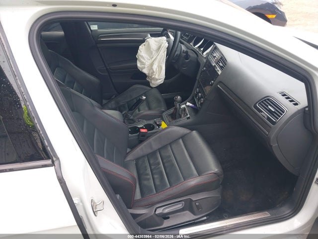 Продажа на аукционе авто 2020 Volkswagen Golf Gti 2.0t Autobahn/2.0t S/2.0t Se, vin: 3VW5T7AUXLM010413, номер лота: 44303964