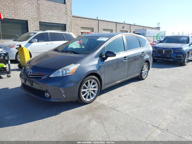 JTDZN3EU4EJ013194 Toyota Prius V Five