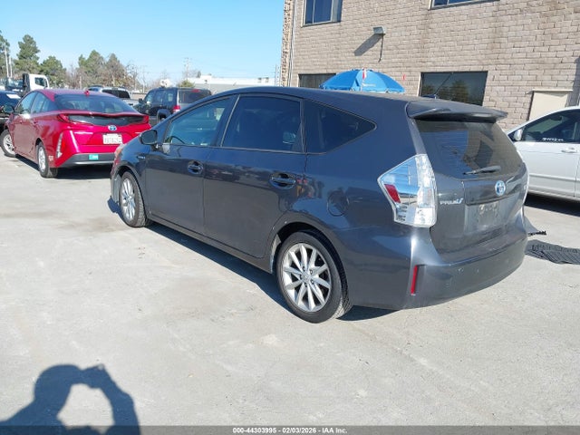 JTDZN3EU4EJ013194 Toyota Prius V Five