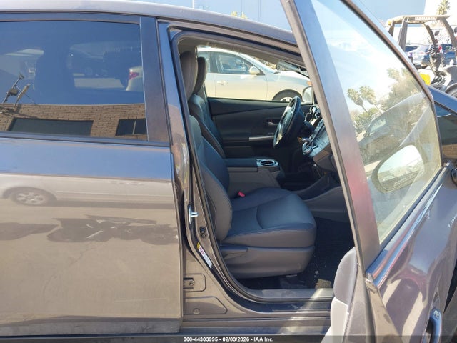 JTDZN3EU4EJ013194 Toyota Prius V Five