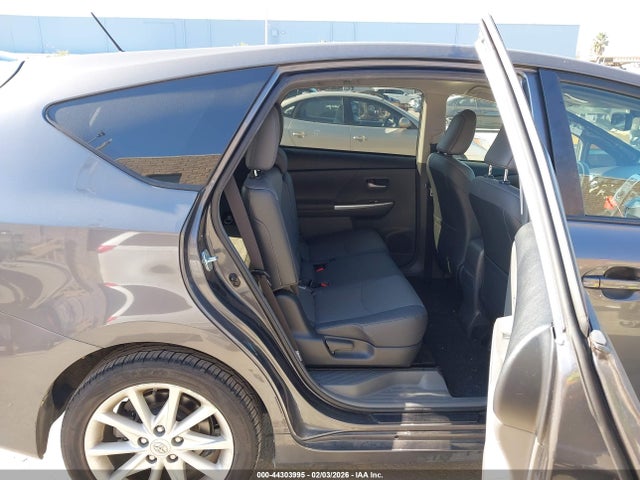JTDZN3EU4EJ013194 Toyota Prius V Five