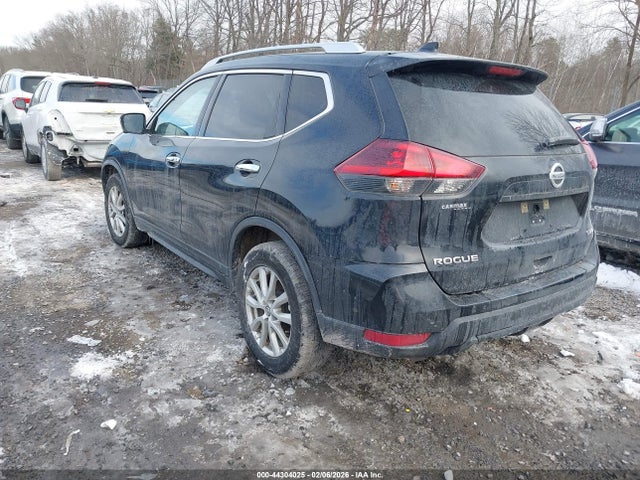 44304025 :رقم المزاد ، KNMAT2MV7JP620592 vin ، 2018 Nissan Rogue Sv مزاد بيع