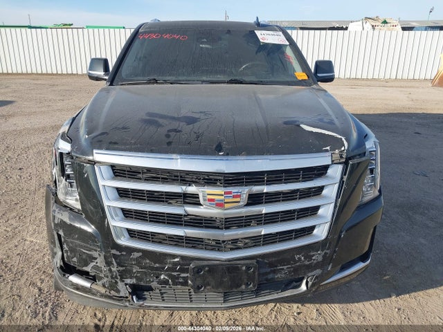 44304040 :رقم المزاد ، 1GYS3HKJ8GR360279 vin ، 2016 Cadillac Escalade Esv Luxury Collection مزاد بيع