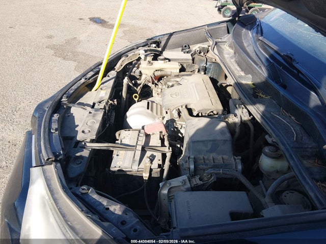 Toyota Rav4 Xle 2018 JTMRFREV8JD240552 Image 10