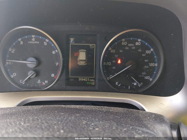 Toyota Rav4 Xle 2018 JTMRFREV8JD240552 Image 7