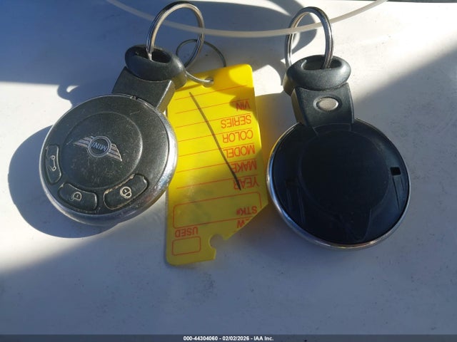 2011 MINI COOPER S CLUBMAN WMWZG3C59BTY30230 Photo 10