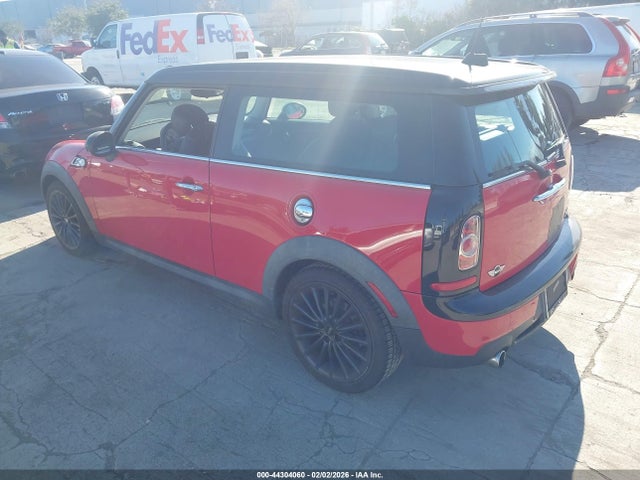 2011 MINI COOPER S CLUBMAN WMWZG3C59BTY30230 Photo 2