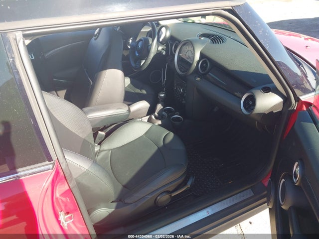 2011 MINI COOPER S CLUBMAN WMWZG3C59BTY30230 Photo 4