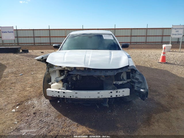 2C3CDXBG5HH643542 Dodge Charger Se Rwd