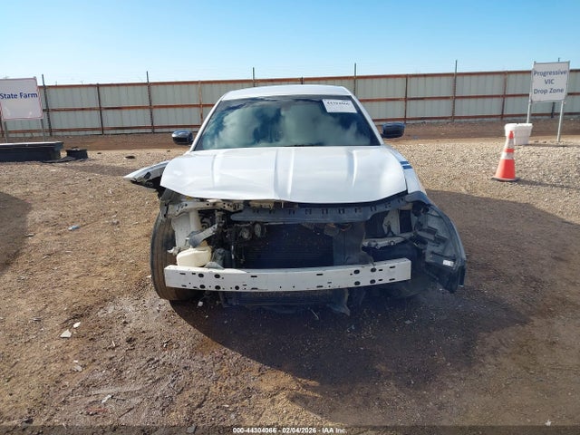 2C3CDXBG5HH643542 Dodge Charger Se Rwd