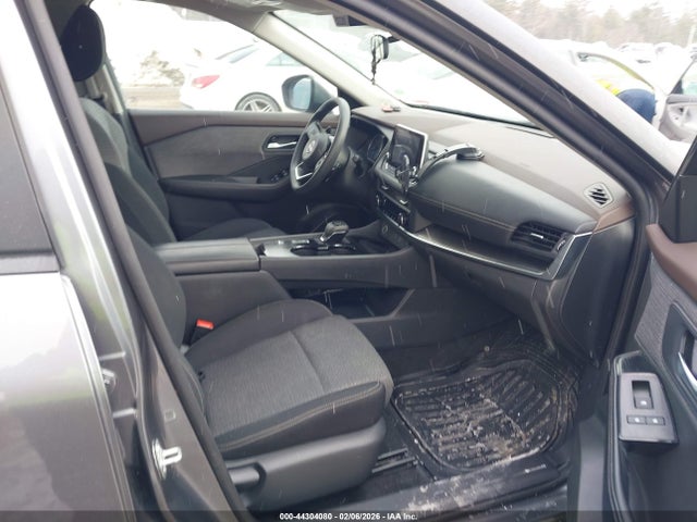 5N1BT3BAXPC928748 Nissan Rogue Sv Fwd