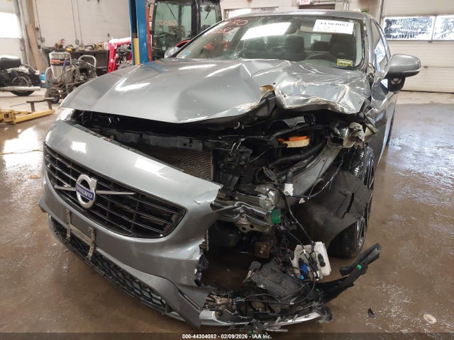 2017 VOLVO S60 YV140MTL7H2432156 Photo 5