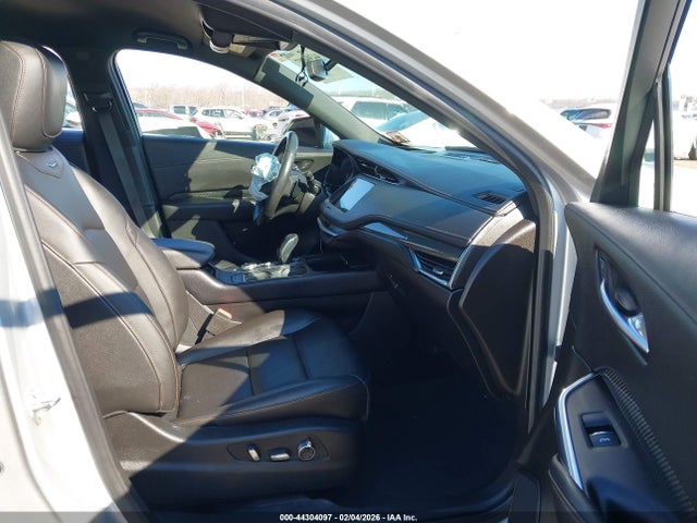 2019 Cadillac Xt4 Sport მანქანა იყიდება აუქციონზე, vin: 1GYFZER47KF148613, აუქციონის ნომერი: 44304097