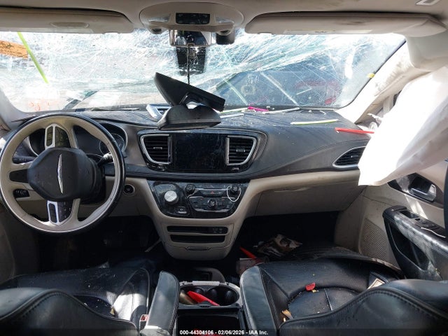 2C4RC1GG9JR272402 Chrysler Pacifica Limited