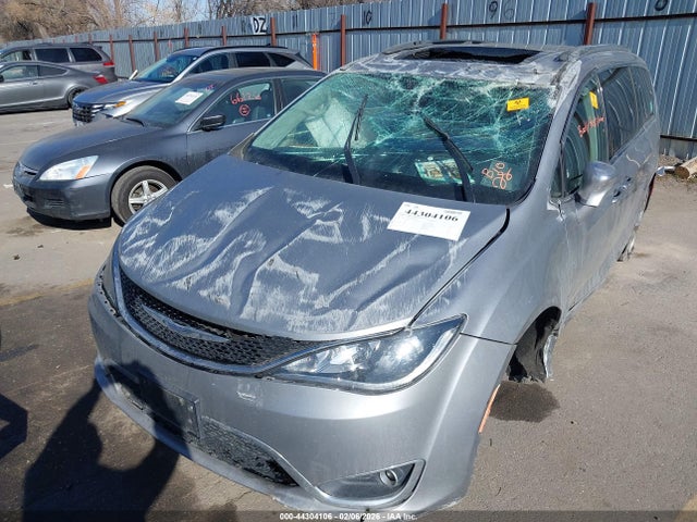 2C4RC1GG9JR272402 Chrysler Pacifica Limited
