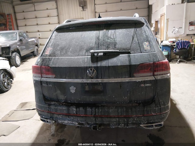Продаж на аукціоні авто 2022 Volkswagen Atlas 3.6l V6 Sel R-line, vin: 1V2AR2CA3NC501690, номер лоту: 44304112