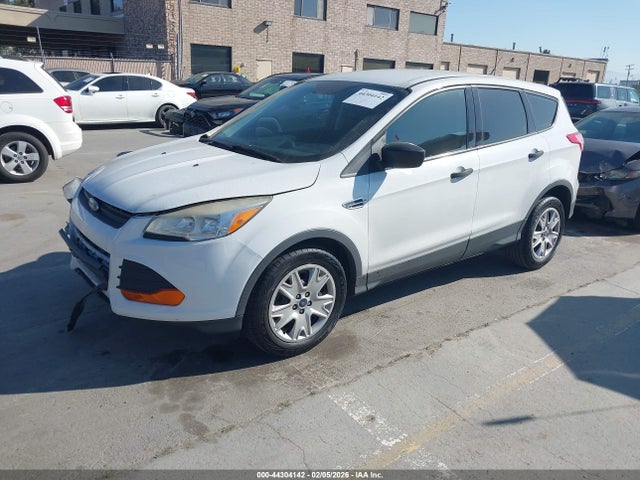 Ford ESCAPE S 2015 1FMCU0F7XFUC05540 Image 2