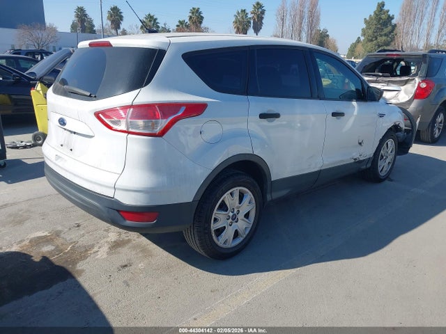 Ford ESCAPE S 2015 1FMCU0F7XFUC05540 Image 4