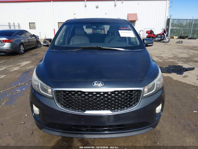 2017 Kia Sedona Ex მანქანა იყიდება აუქციონზე, vin: KNDMC5C14H6256340, აუქციონის ნომერი: 44304164