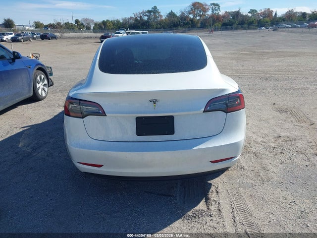 Tesla Model 3 Rear-wheel Drive 2023 5YJ3E1EA3PF652614 Image 16