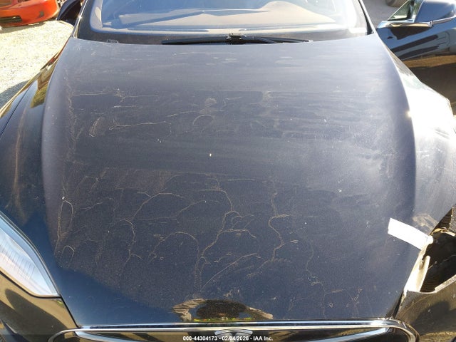 2015 Tesla Model S 85d/p85d მანქანა იყიდება აუქციონზე, vin: 5YJSA1E41FF120259, აუქციონის ნომერი: 44304173