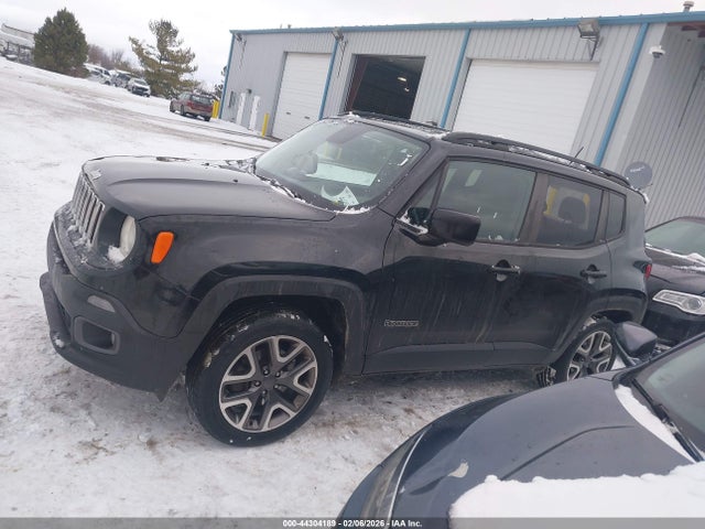 Продажа на аукционе авто 2017 Jeep Renegade Latitude 4x4, vin: ZACCJBBBXHPF57959, номер лота: 44304189