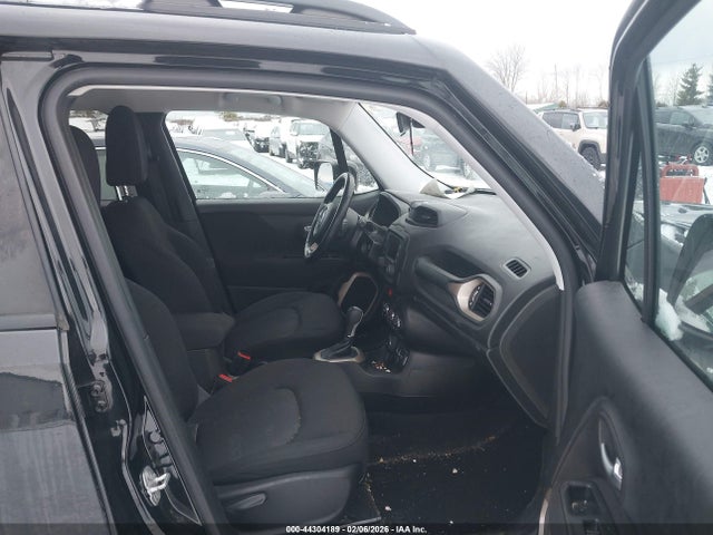Продажа на аукционе авто 2017 Jeep Renegade Latitude 4x4, vin: ZACCJBBBXHPF57959, номер лота: 44304189