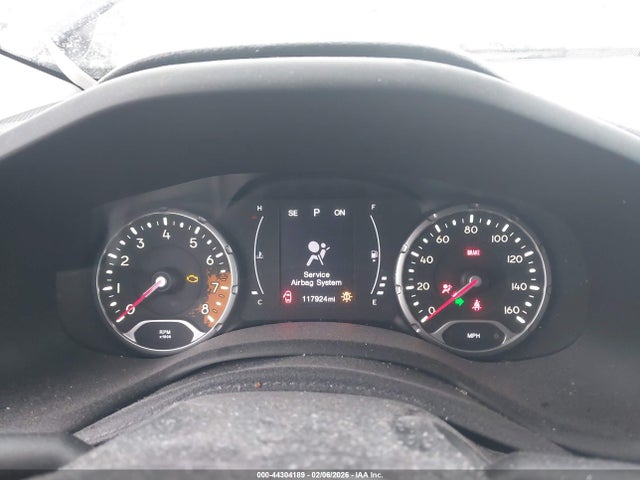 Продажа на аукционе авто 2017 Jeep Renegade Latitude 4x4, vin: ZACCJBBBXHPF57959, номер лота: 44304189